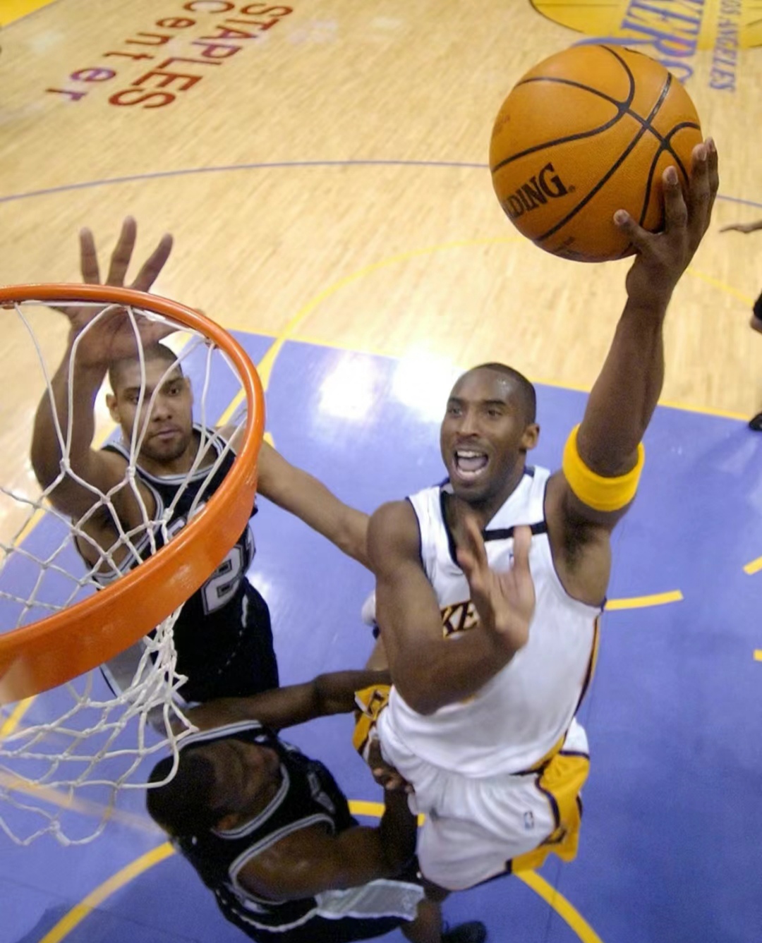 尼斯队客场逼平对手,保持不败纪录排名稳定的简单介绍 尼斯队客场逼平对手,保持不败纪录排名稳定的简单介绍