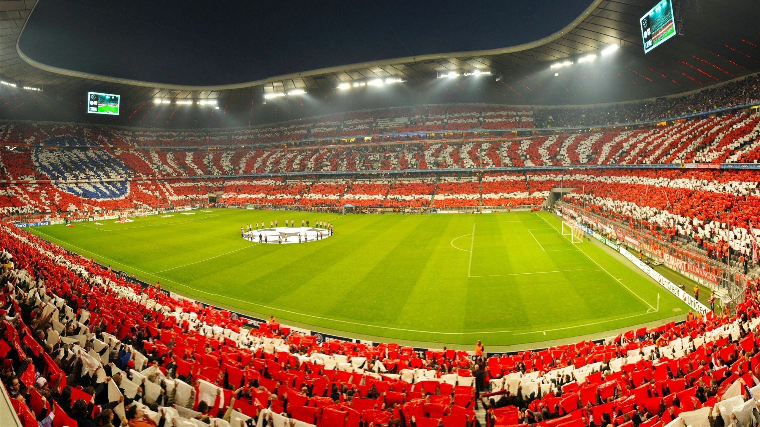 哥斯达黎加碾压里昂？凯恩全场最佳无争议！一场跨越时空的足球错位对话