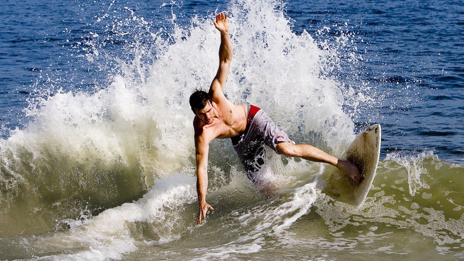 掘金粉碎凯尔特人,戈贝尔全场最佳无争议