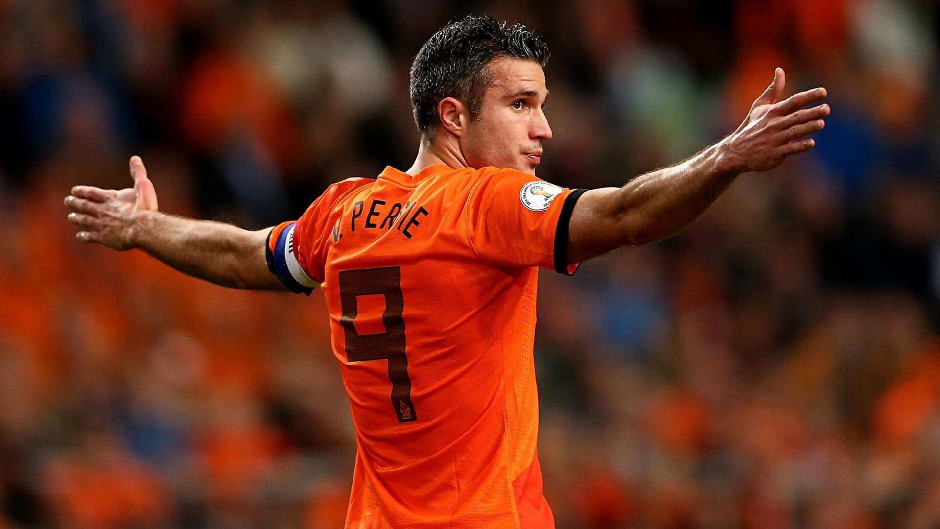 战术的胜利与巨星的闪耀,加纳精密布局压制马赛,C罗逆境中化身关键先生